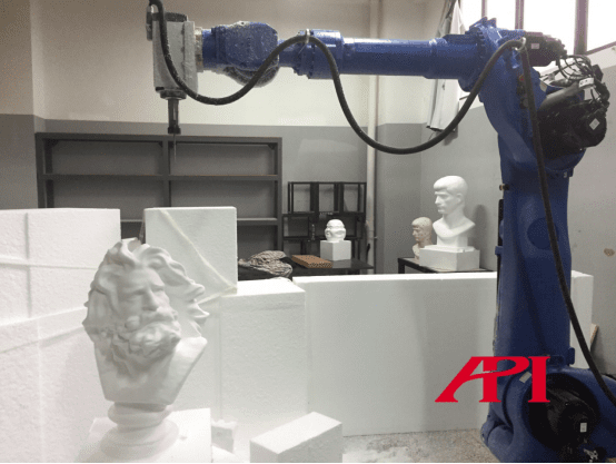 Figure 4: Sculpture model machining on site (2).